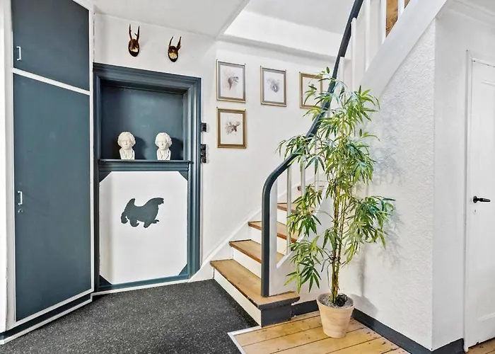 Knudstrup & Han/Misafirhane *