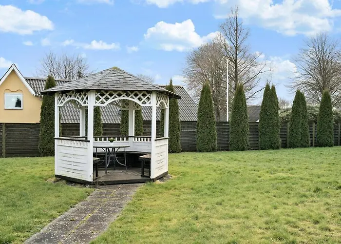 Knudstrup & Estalagem Kjellerup